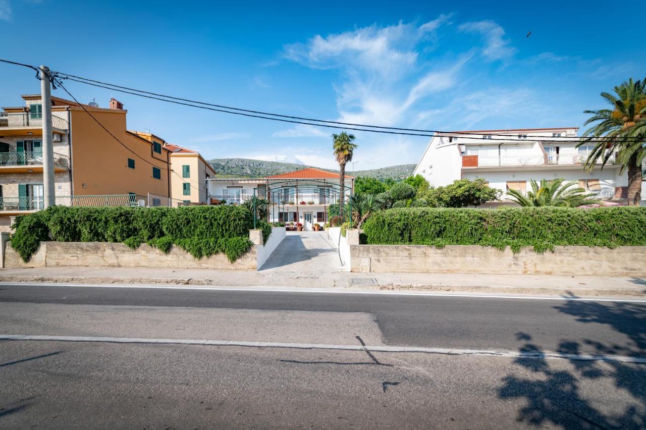 Sea View Apartment Ana Подстрана Экстерьер фото